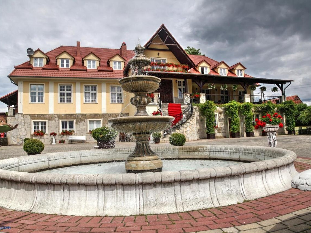 Zespół Pałacowo-Parkowy Bądzów