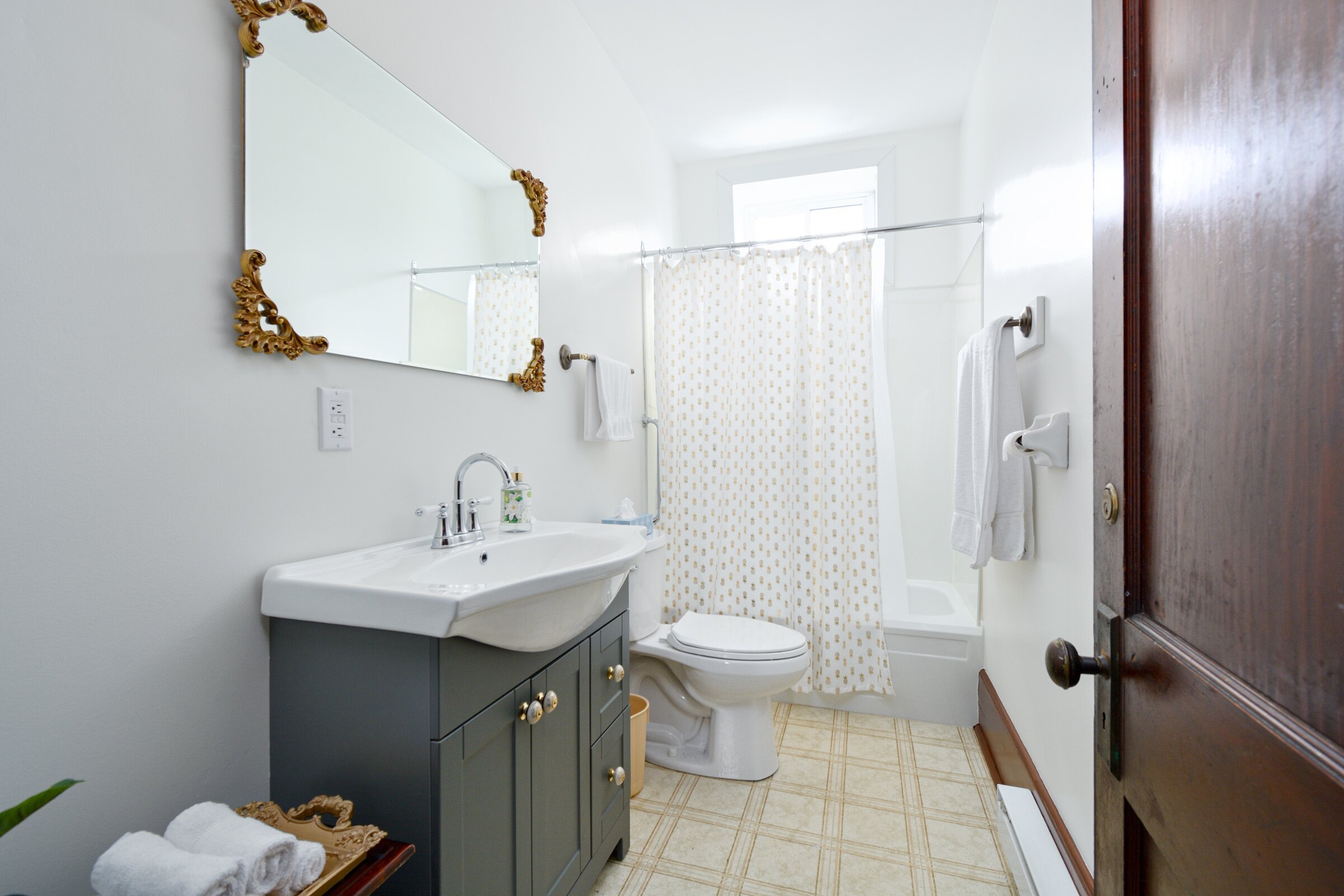 Royal Hotel Sydney-浴室