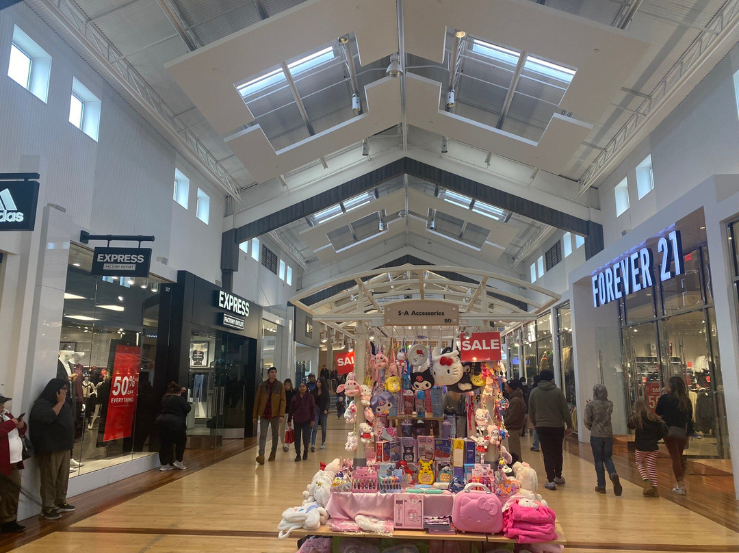 Gurnee Mills-格尼必去景点
