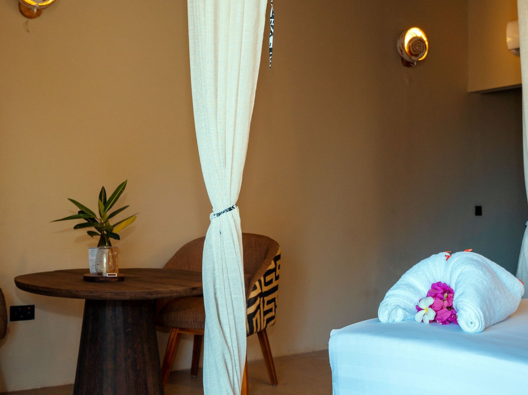 Basecamp Mafia Island主图