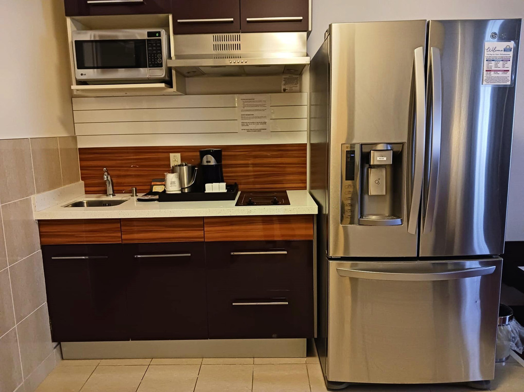 Days Inn & Suites By Wyndham Fort Saskatchewan主图