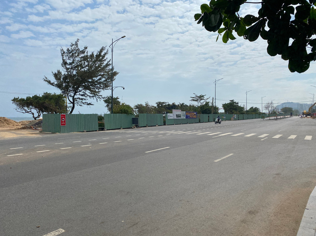 Back Beach-头顿必去景点