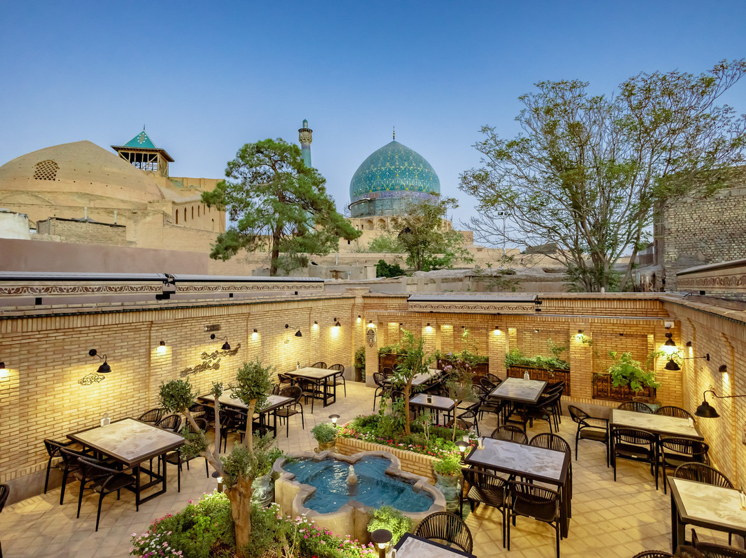 Miniature House Cafe Restaurant