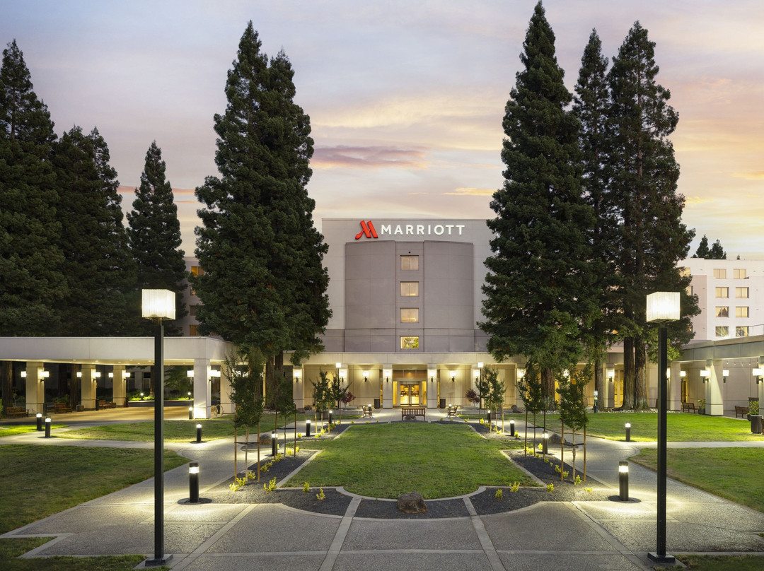 圣拉蒙万豪酒店主图