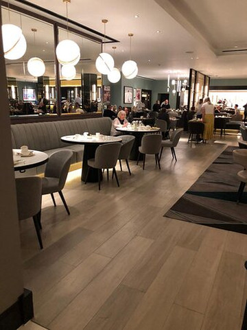 伦敦河岸街斯特兰德宫酒店主图