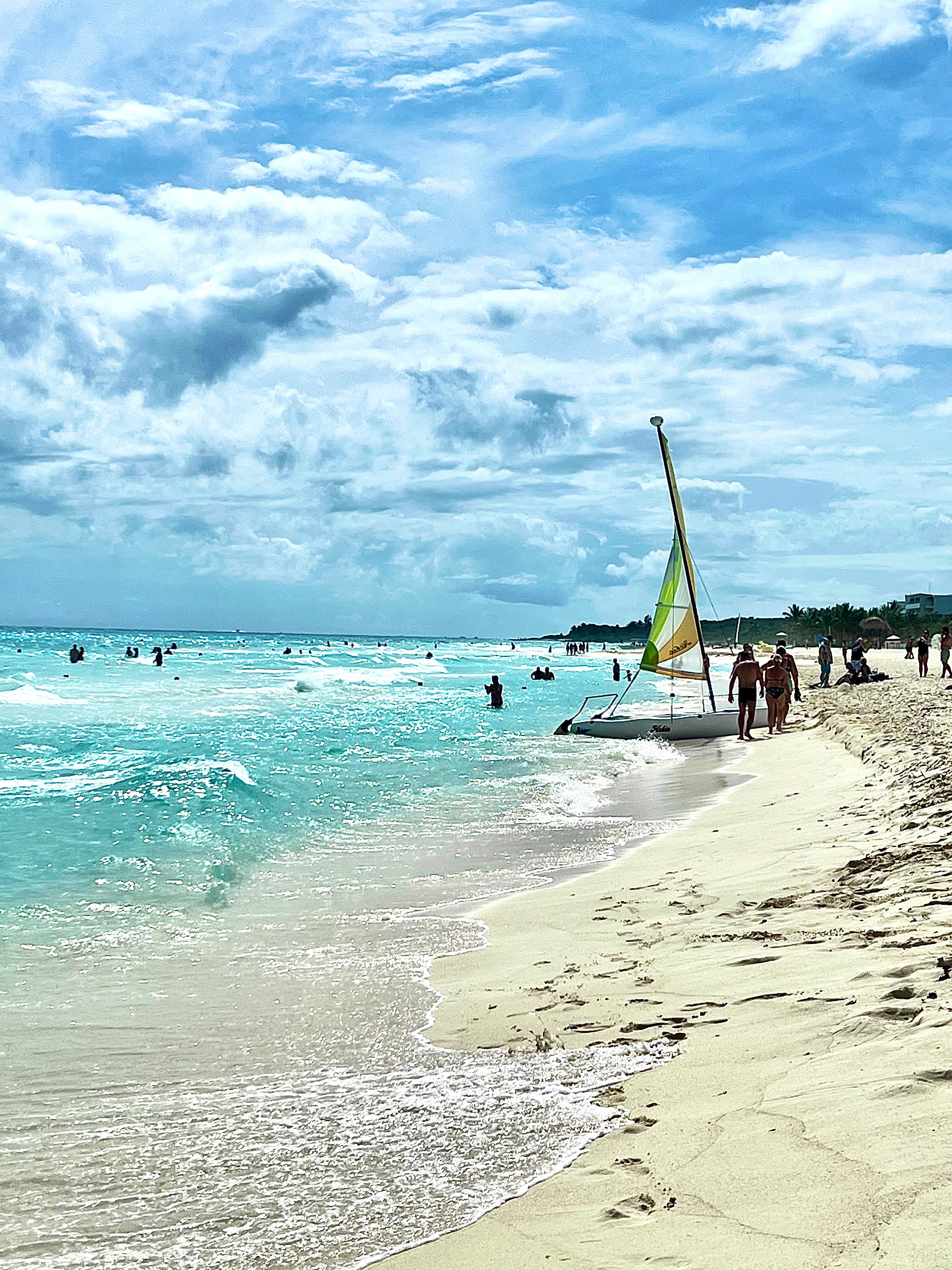 Iberostar Waves Tucán-泳池