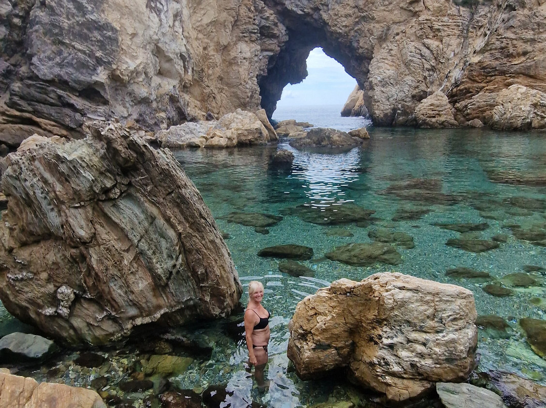 Gazipasa Delik Deniz Kral Cove景点图片