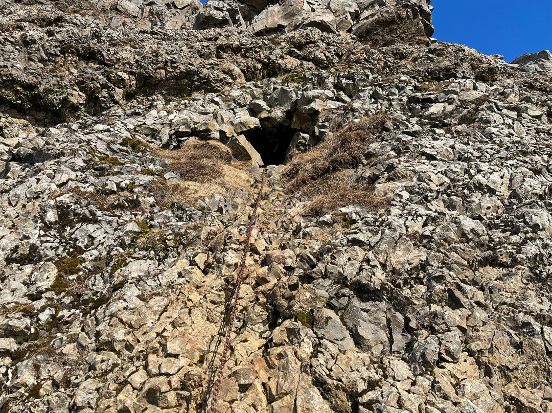 Paradisarhellir Cave景点图片