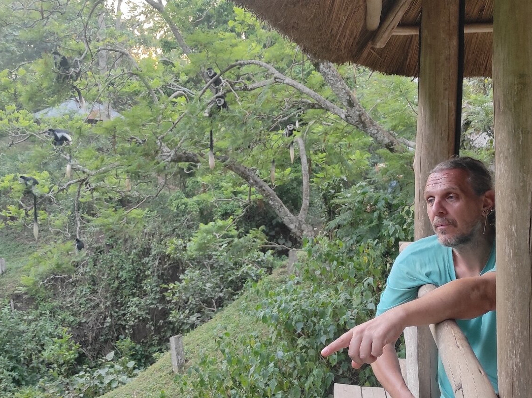 Lake Nkuruba Nature Reserve & Community Campsite主图