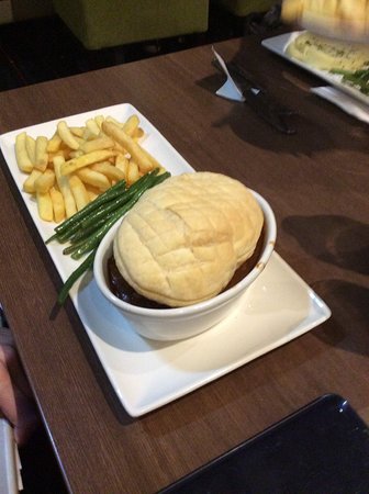 品质爱丁堡机场酒店-餐饮