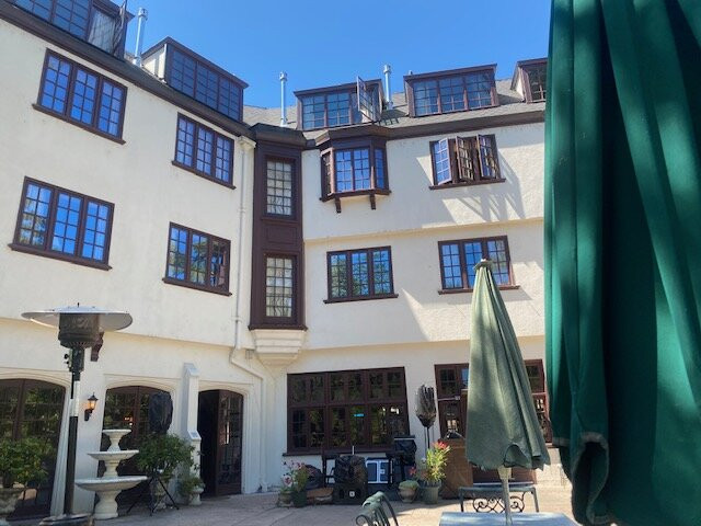 Benbow Historic Inn主图