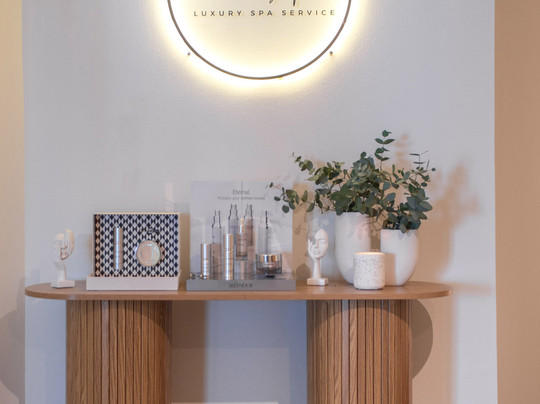 梅利亚雅典娜酒店主图