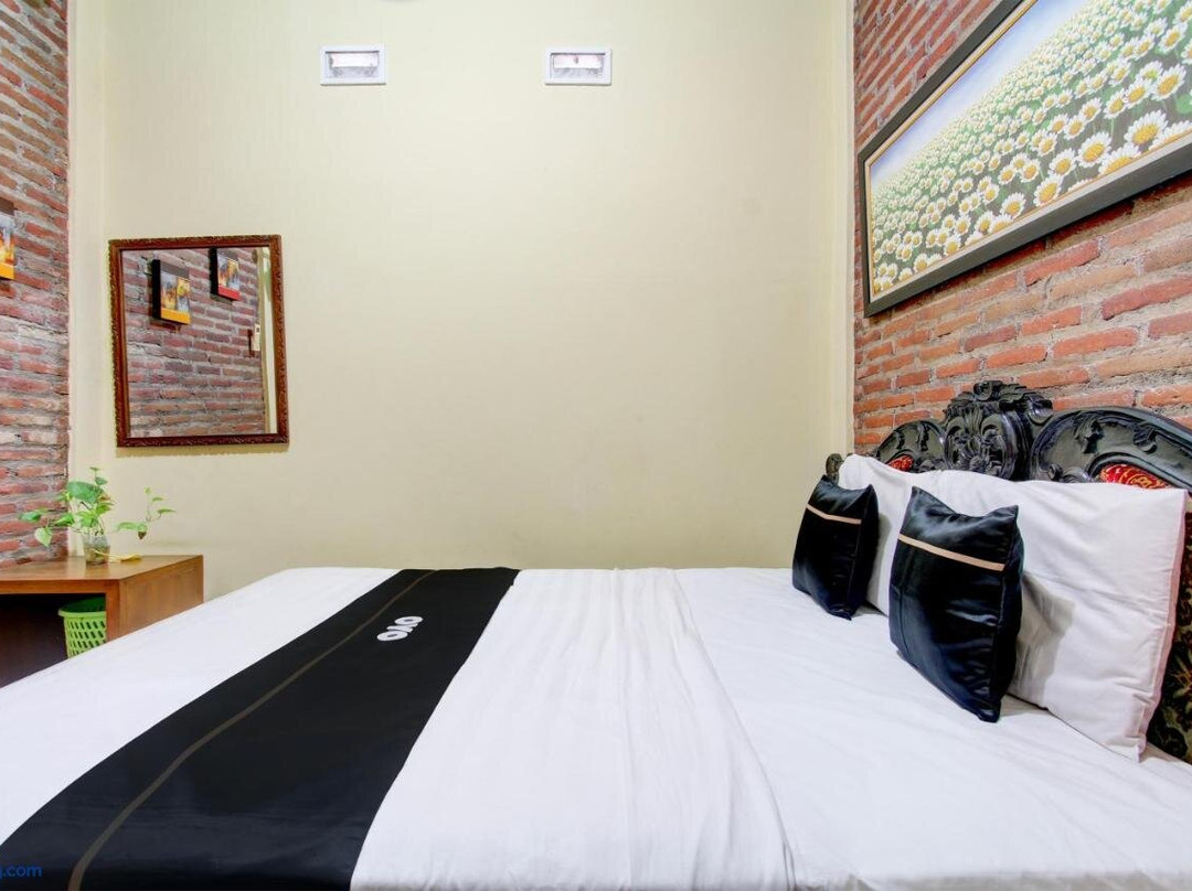 Capital O 93716 Family Guesthouse Syariah