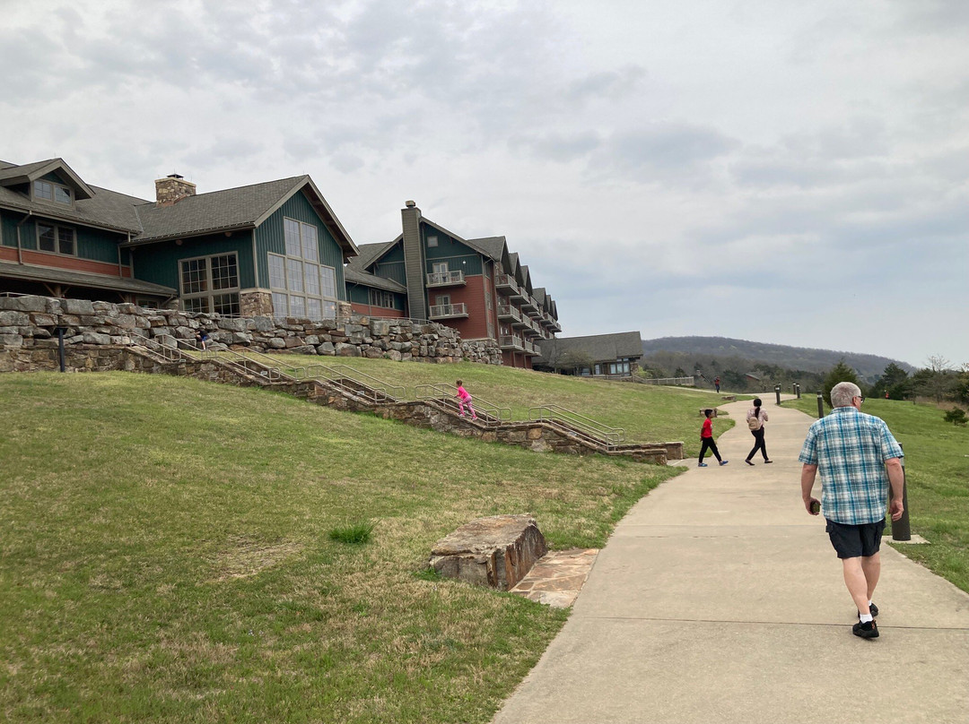 The Lodge at Mount Magazine主图