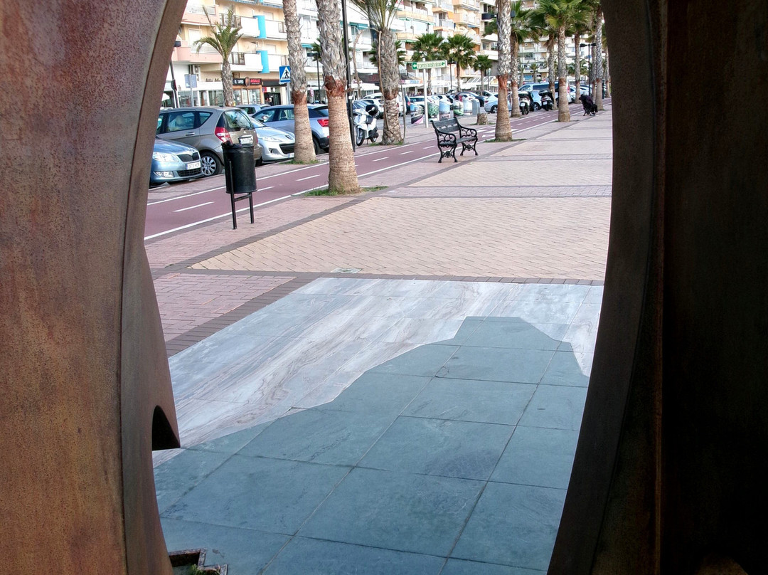 Monumento a la Peseta景点图片