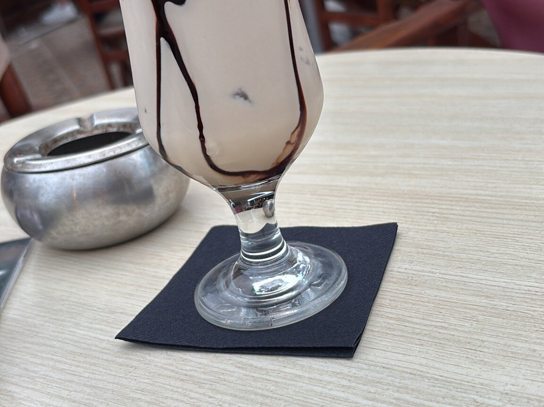 Zig Zag Bar Pefkos-Pefkos必去景点