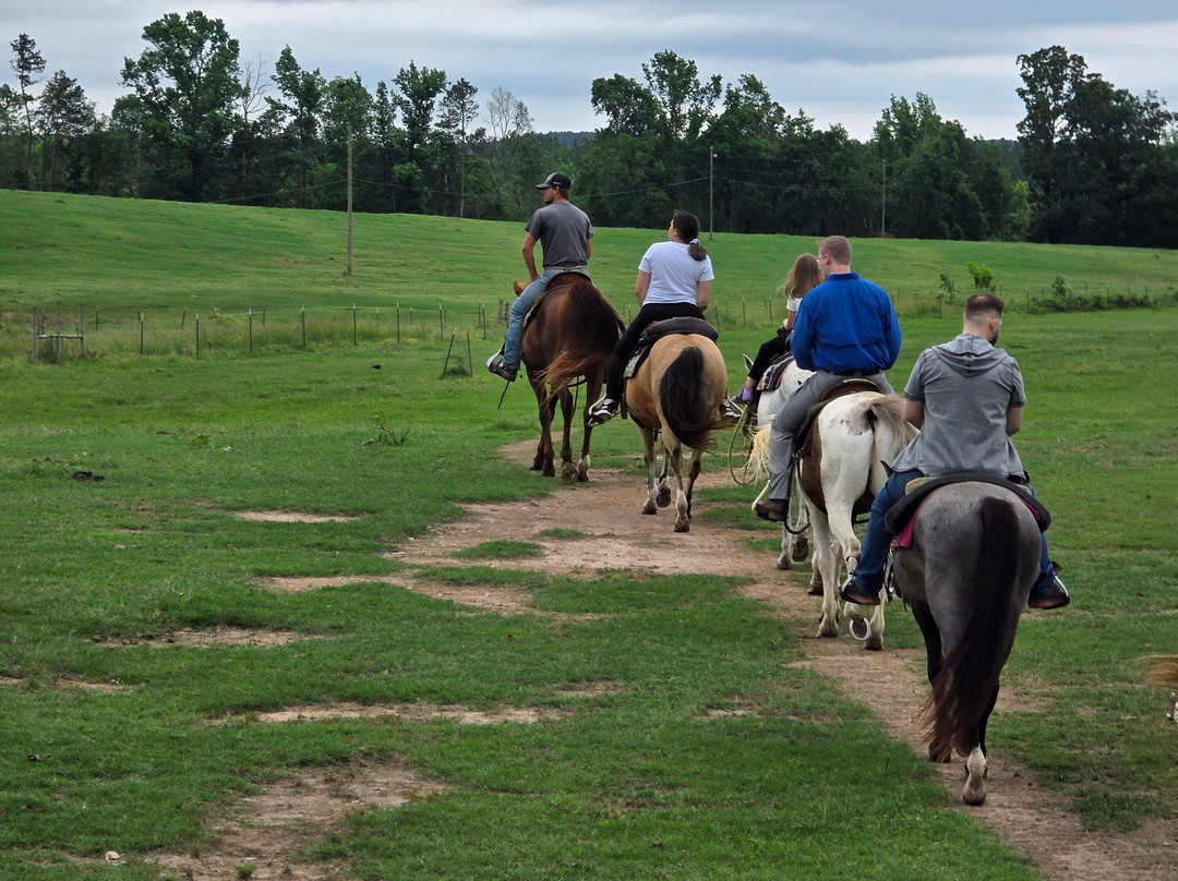 River Man Trail Rides-Broken Bow必去景点