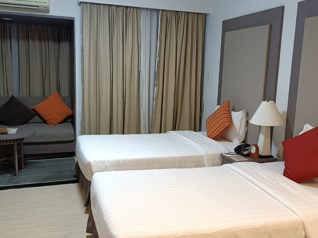 凯弥欧经典酒店，罗勇主图