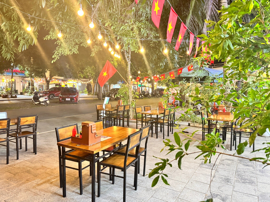 Bít Tết Mama