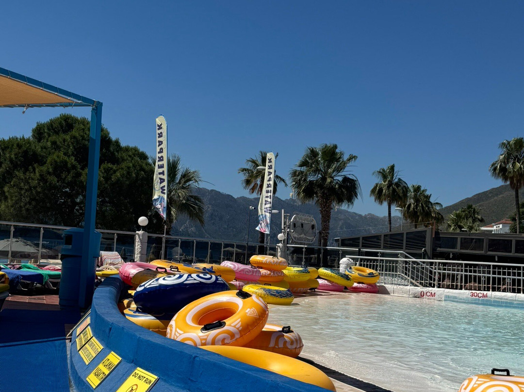 Marmaris Travel Center景点图片