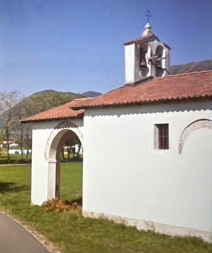 Chiesa Campestre della Madonna del Carmine-Travesio必去景点