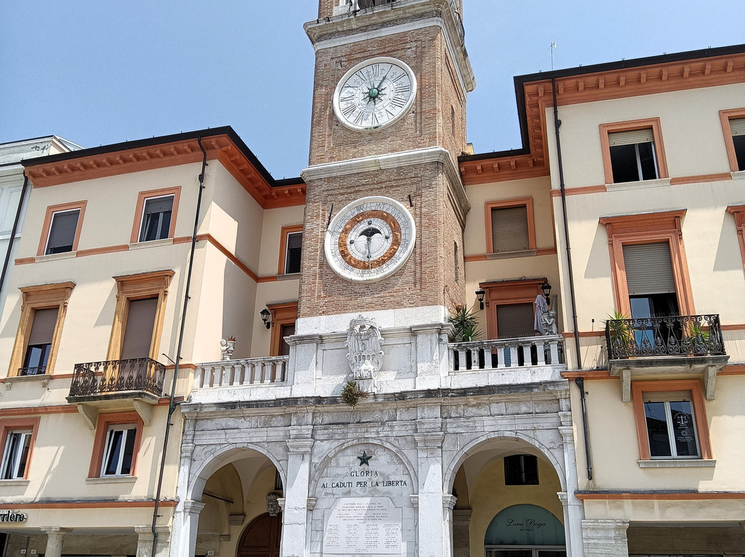 Piazza Tre Martiri-里米尼必去景点