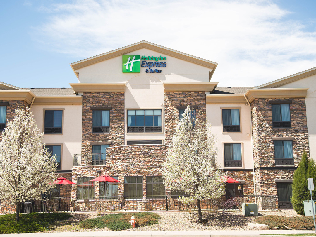 Holiday Inn Express & Suites Loveland By IHG主图