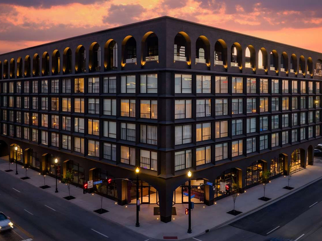 Hotel Bourre Bonne Louisville, Curio Collection By Hilton