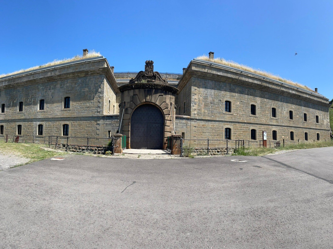 Fuerte de Rapitan-哈卡必去景点