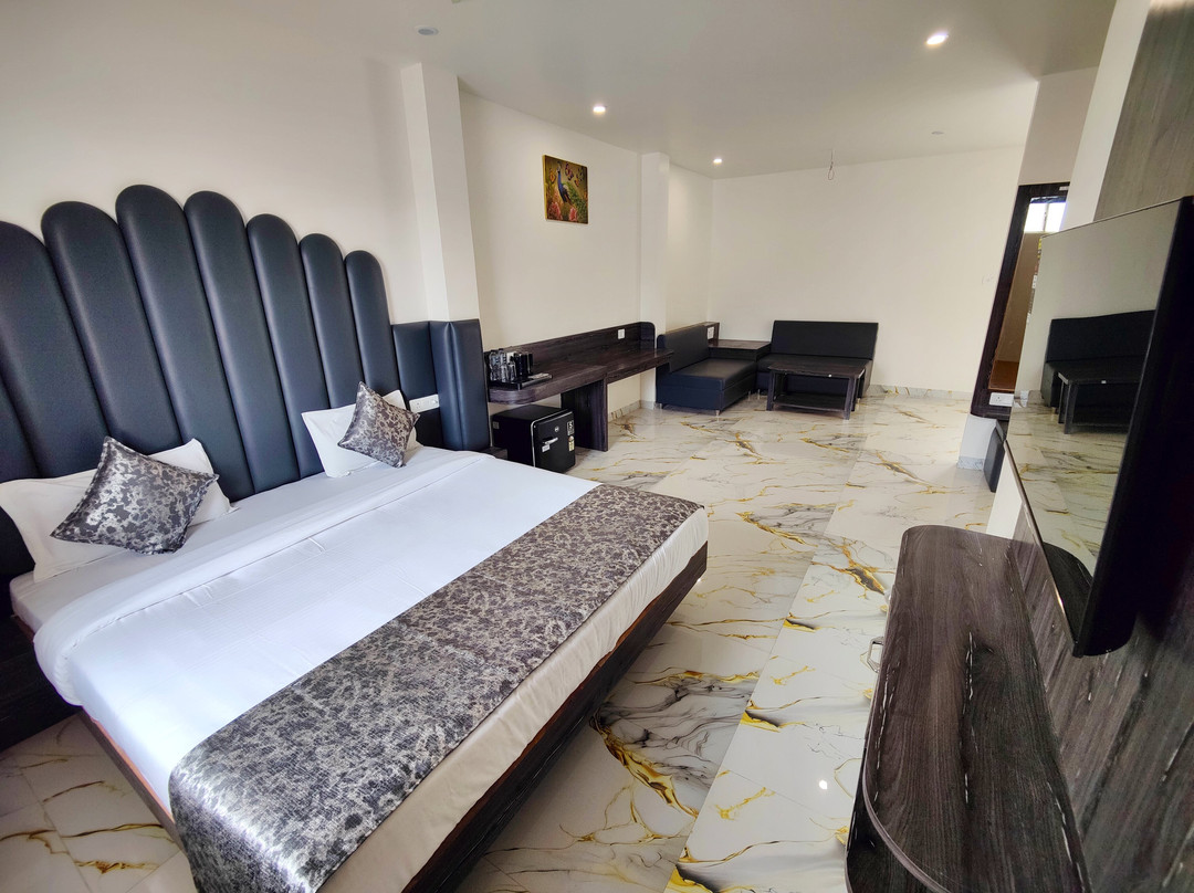 Shrikunj - Hotel And Restaurant主图