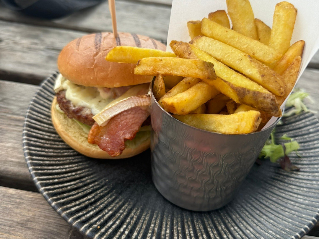 Pavilions Teignmouth-廷茅斯必去景点