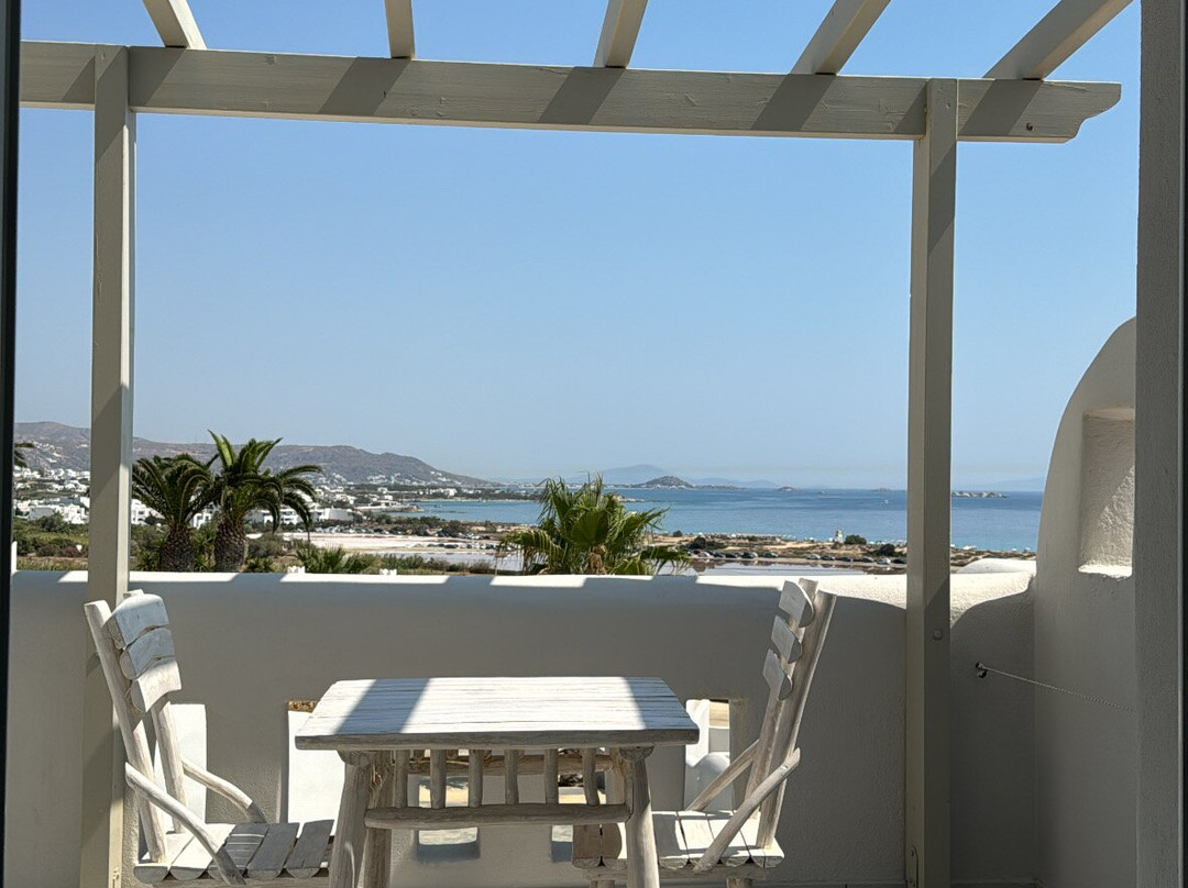 Seaclub Naxos Grand主图