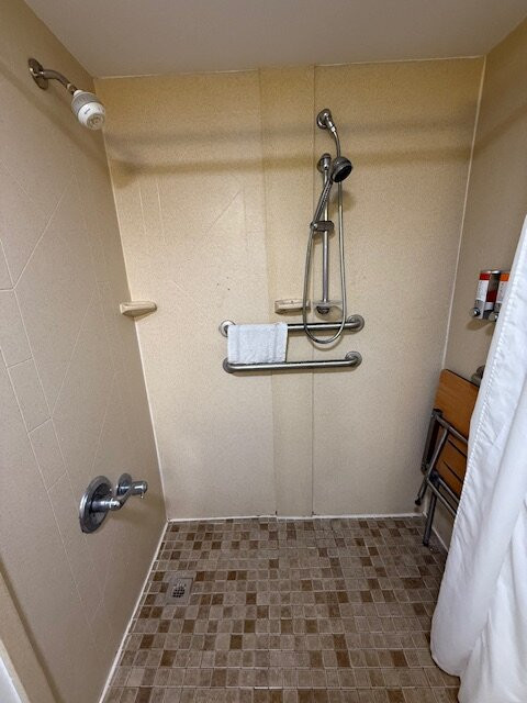 大西洋海滩希尔顿恒庭旅馆及套房酒店主图