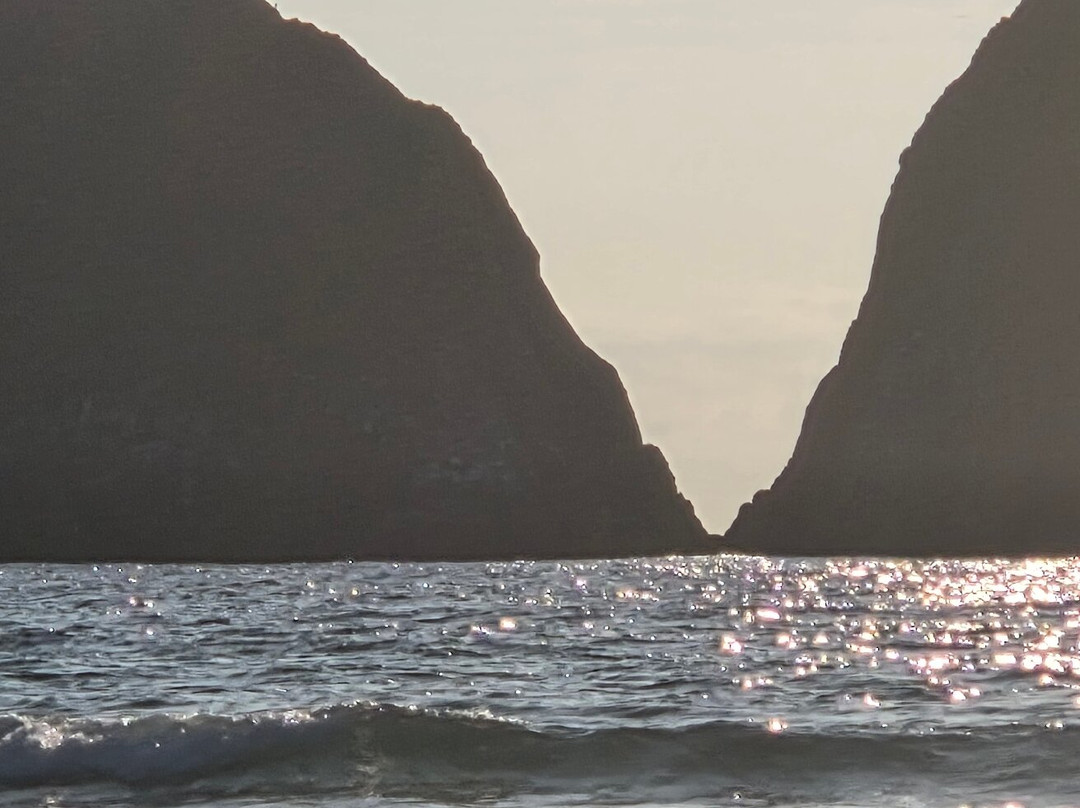 Holywell Bay Beach-纽奎必去景点