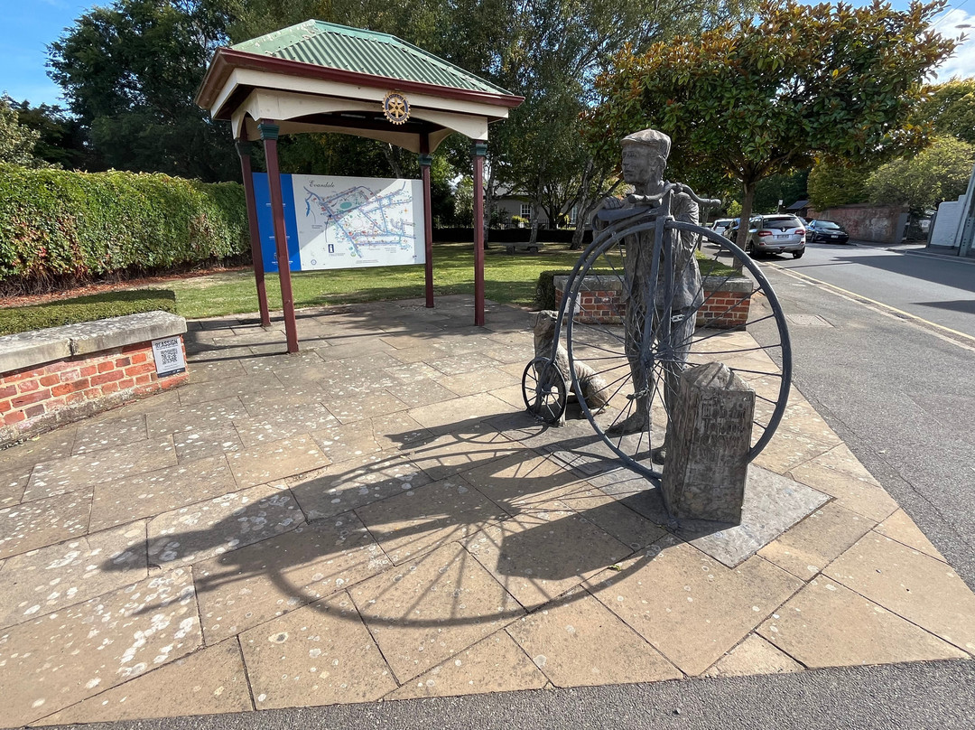 The Time Traveller Statue