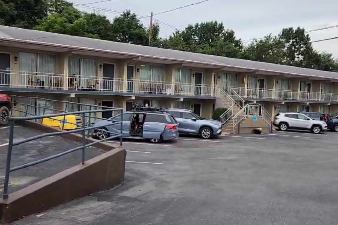 Days Inn by Wyndham Breezewood主图