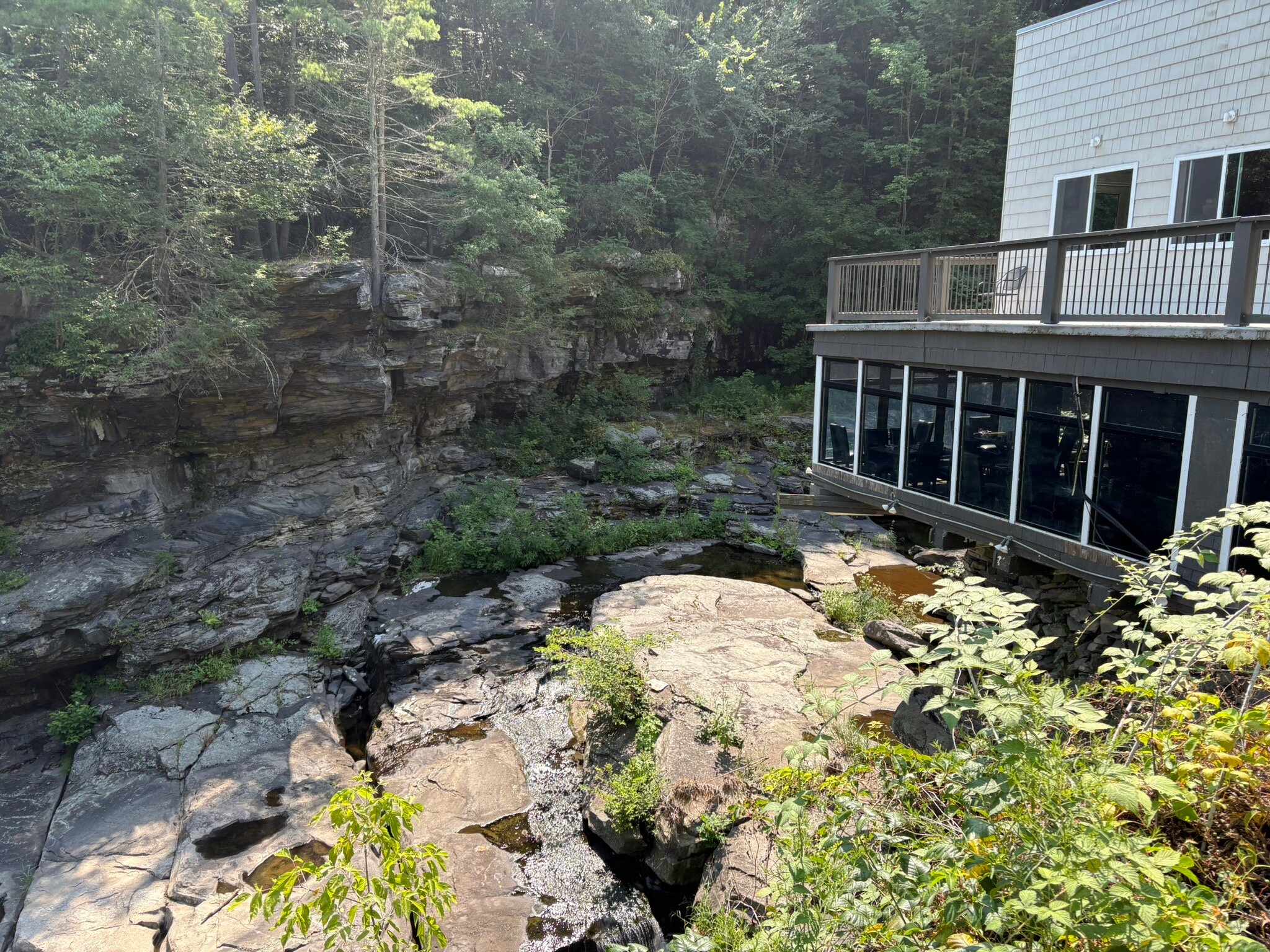 Ledges Hotel-官方