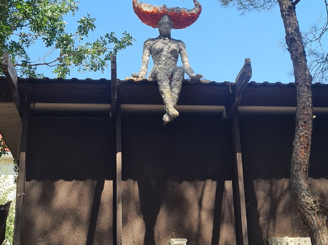 White Horse Gallery-Gelendzhik必去景点