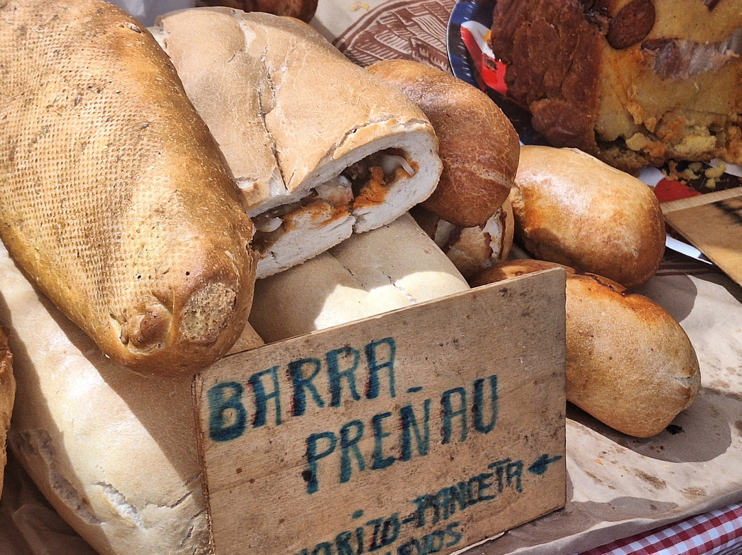 Dominical Market-Cangas de Onis必去景点