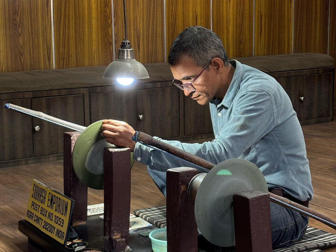 Subhash Emporium-阿格拉必去景点