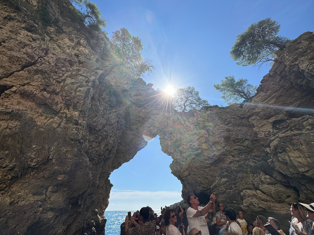 Motobarca Vittorio - Day Tours-佩斯基奇必去景点