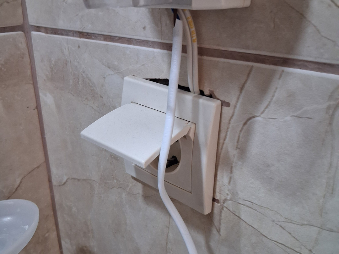 Flora Hotel Suites主图
