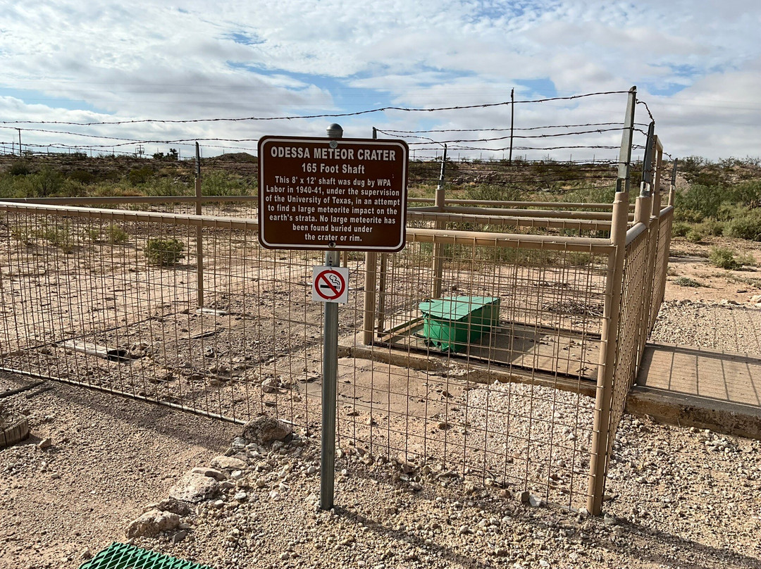 Odessa Meteor Crater and Museum-米德兰必去景点