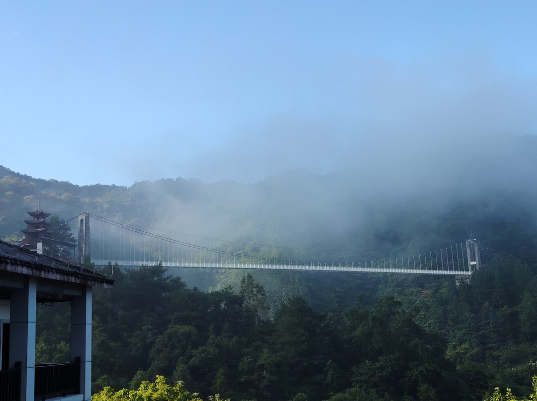 Worry Free Valley Hotel