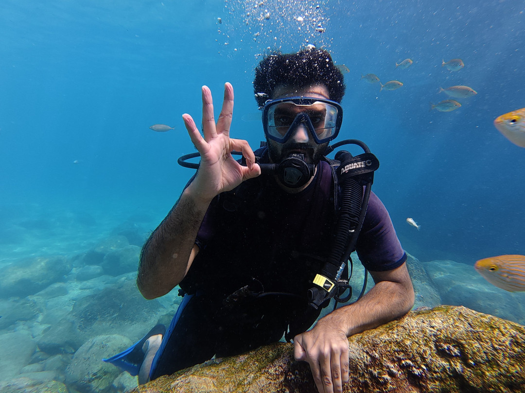 Caretta Diving Center-凯梅尔必去景点