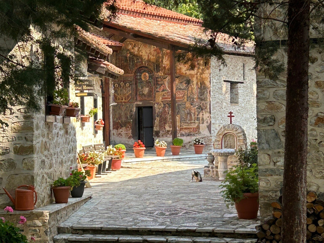 Panagia Mavriotissa Monastery-卡斯托里亚必去景点