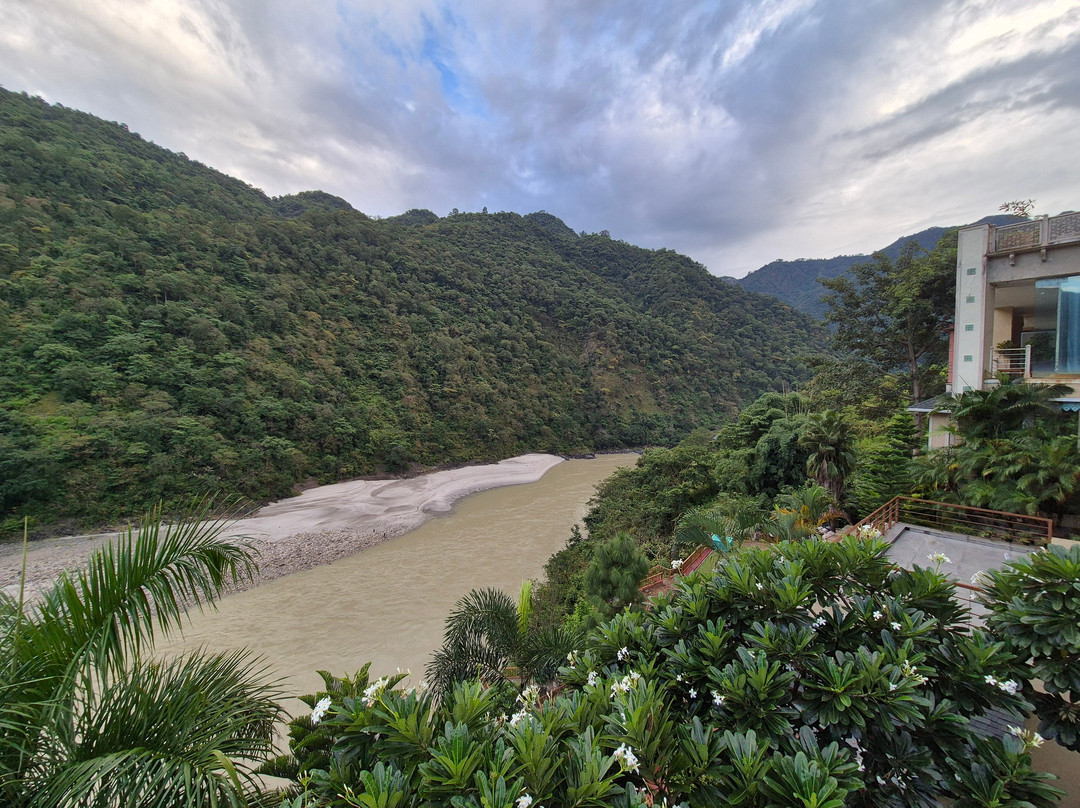 Raga On The Ganges, Rishikesh主图