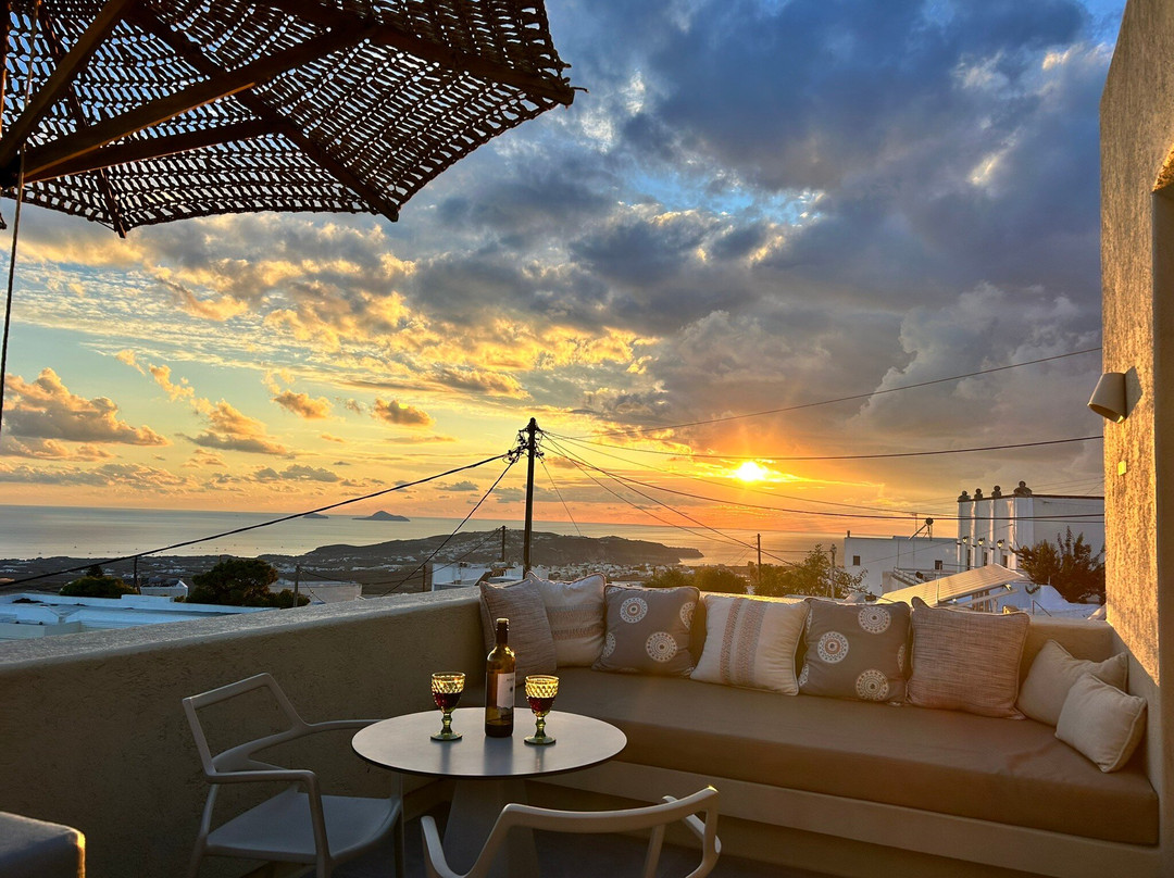 Aeon Suites Hotel主图