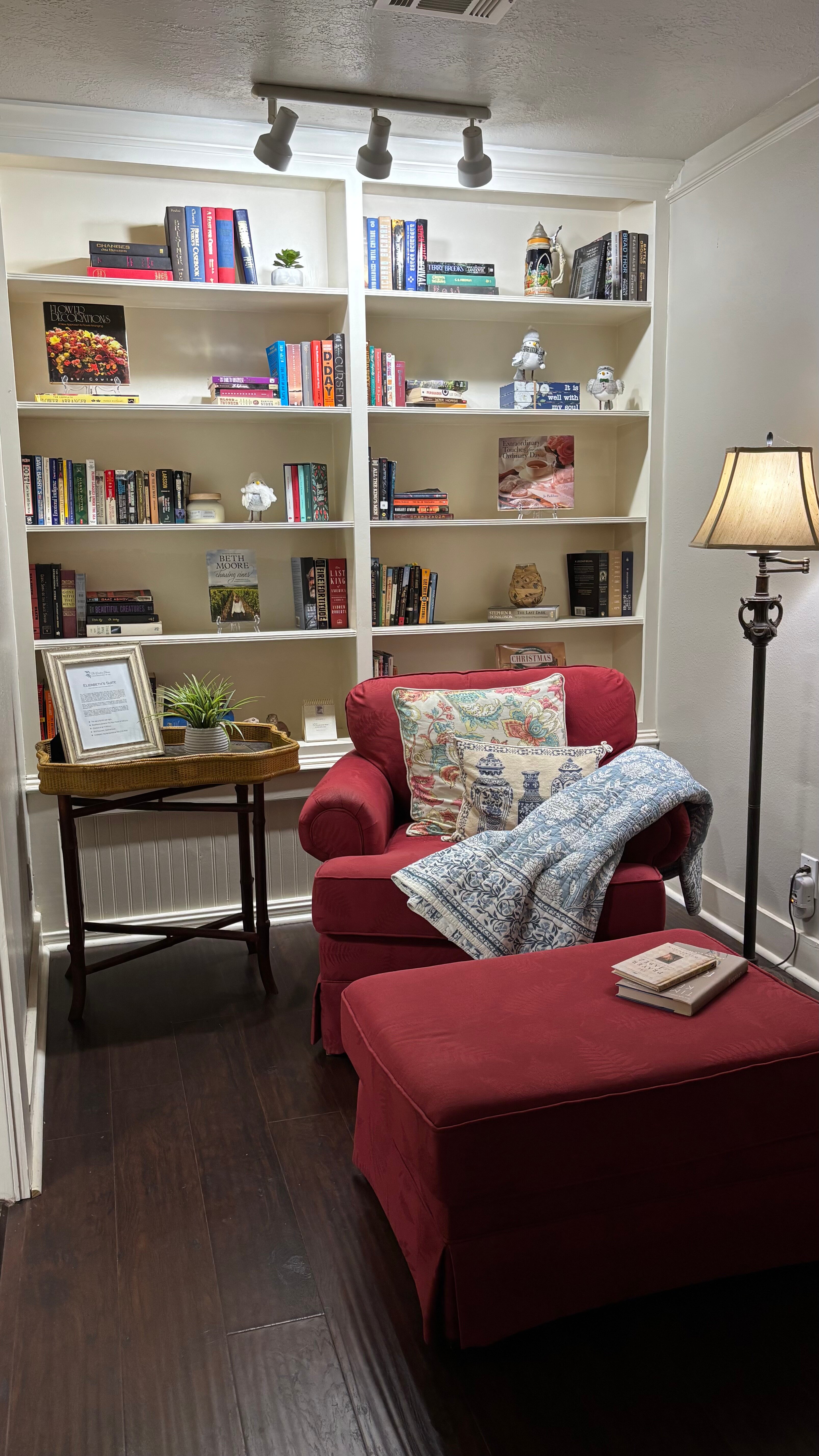 The Caroline House-客卧