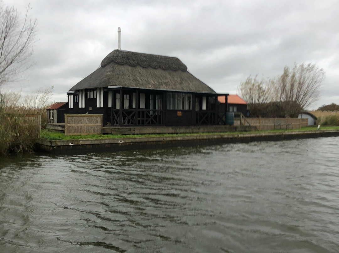 Ross' Wildlife Boat Trips-Mustard Hyrn必去景点
